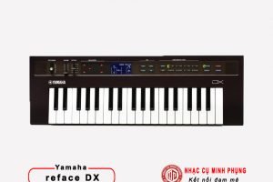 Keyboard Yamaha synthesizer reface DX