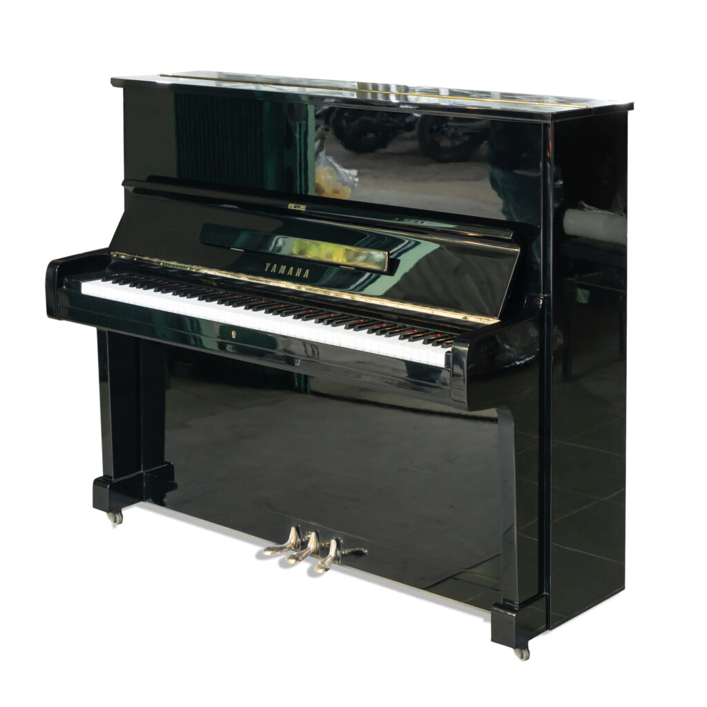 Yamaha U2C piano