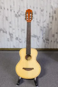 đàn guitar classic takahama gtc34b_minhphungmusic