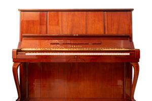 ĐÀN PIANO CƠ YAMAHA W106B POLISHED MAHOGANY