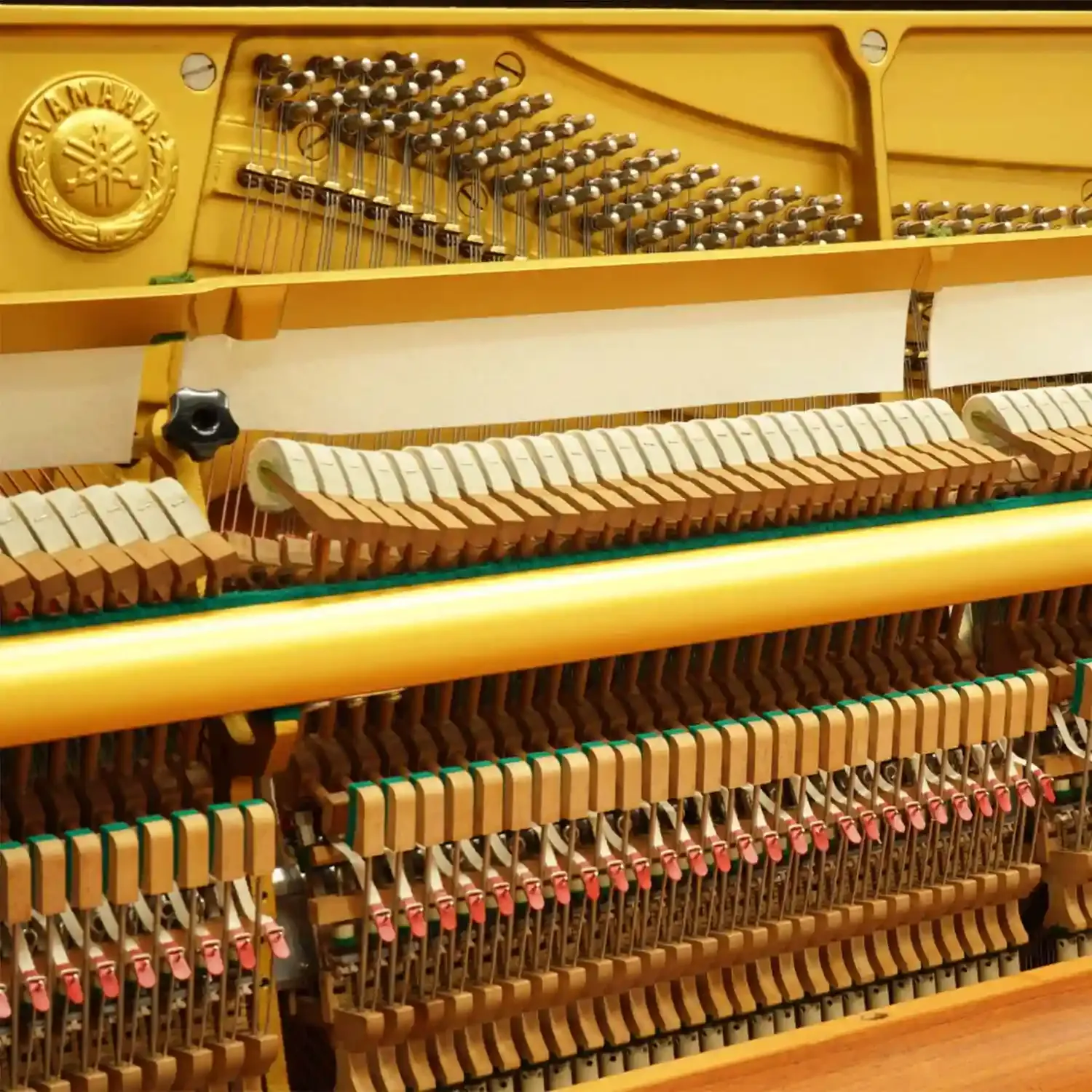 đàn chất lượng nhập từ Nhật YAMAHA U7A