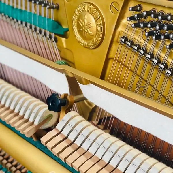 Khung máy YAMAHA U7H