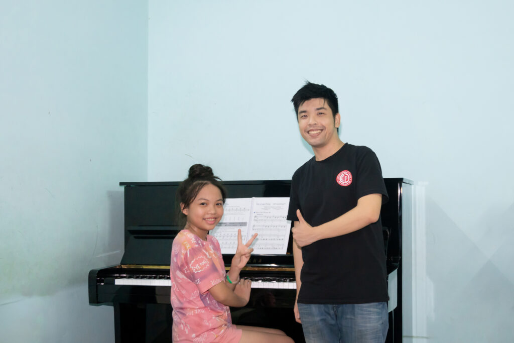 Piano chính hãng giá rẻ