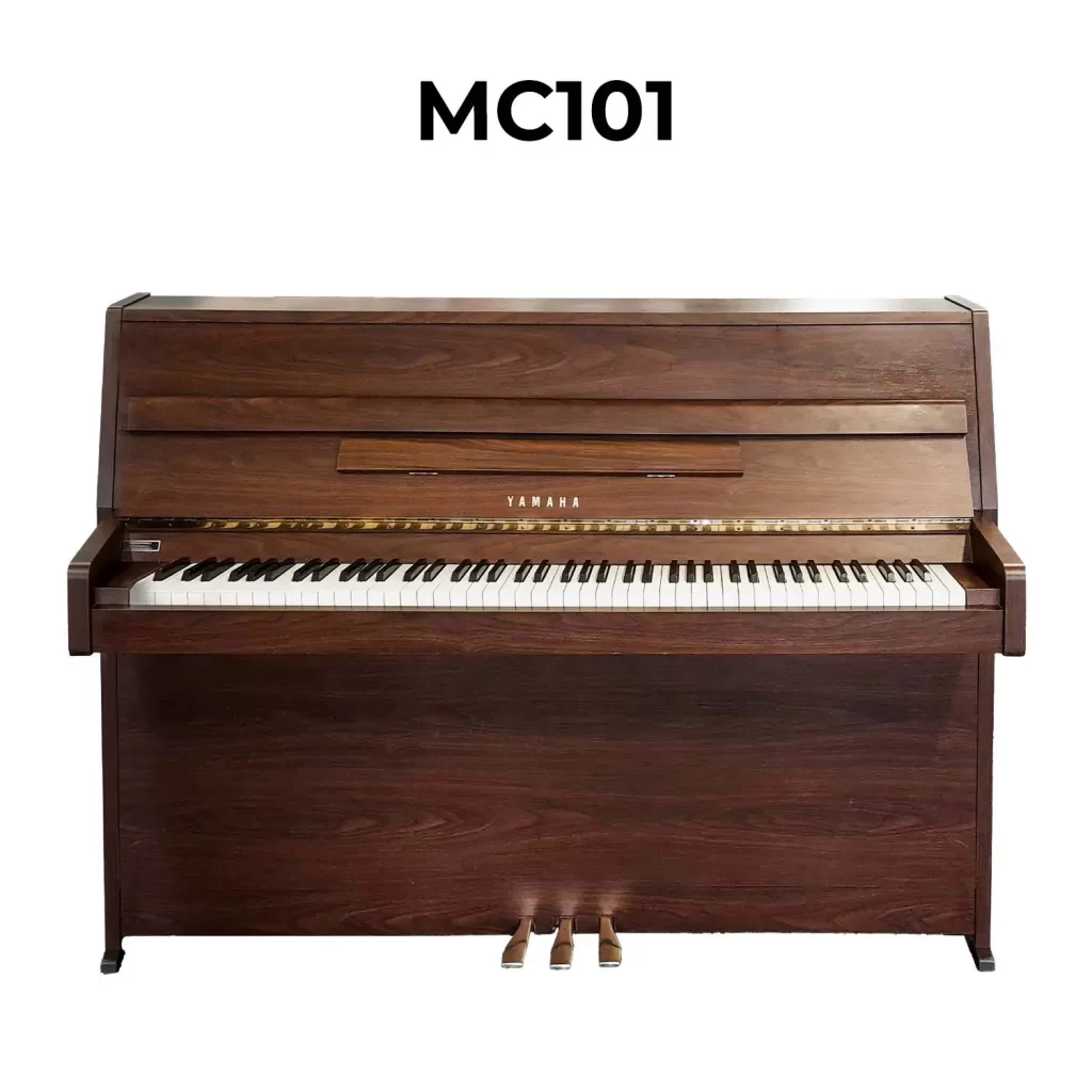 ĐÀN PIANO CƠ YAMAHA MC101 WALNUT