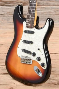 mặt nghiêng body đàn guitar điện fender_minhphungmusic