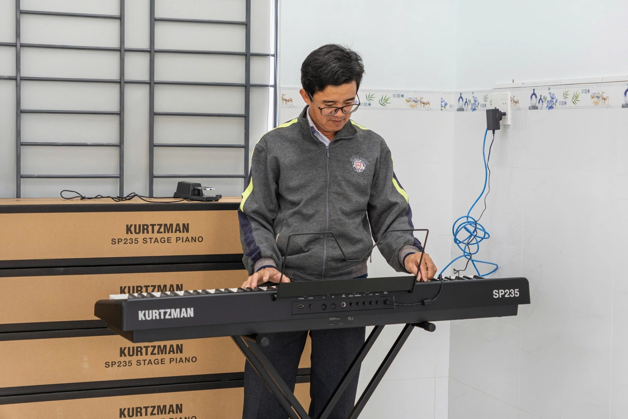 Minh Phụng Music bàn giao Kurtzman SP235 cho trường học 2