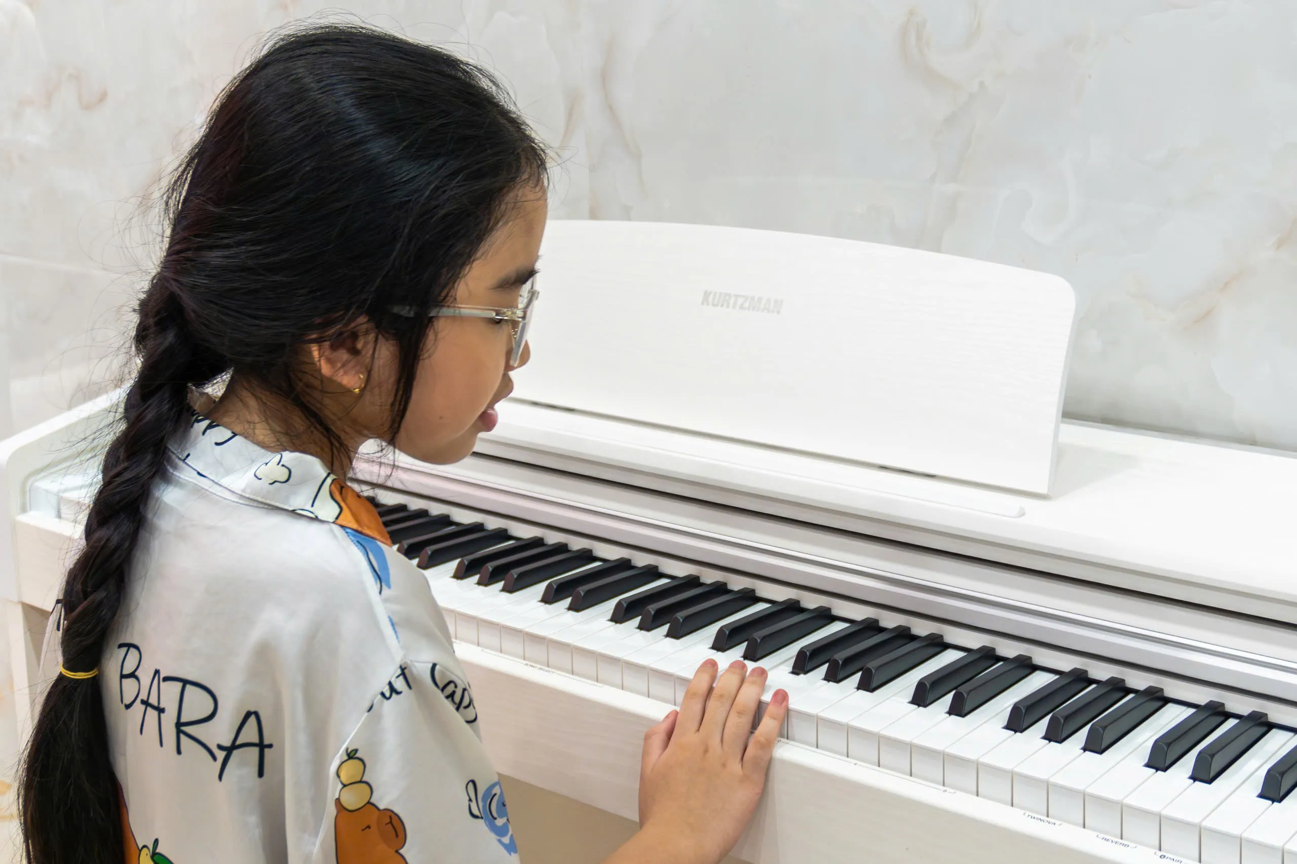 KS1Plus màu trắng về với gia đình Quận 5 trước Tết 2