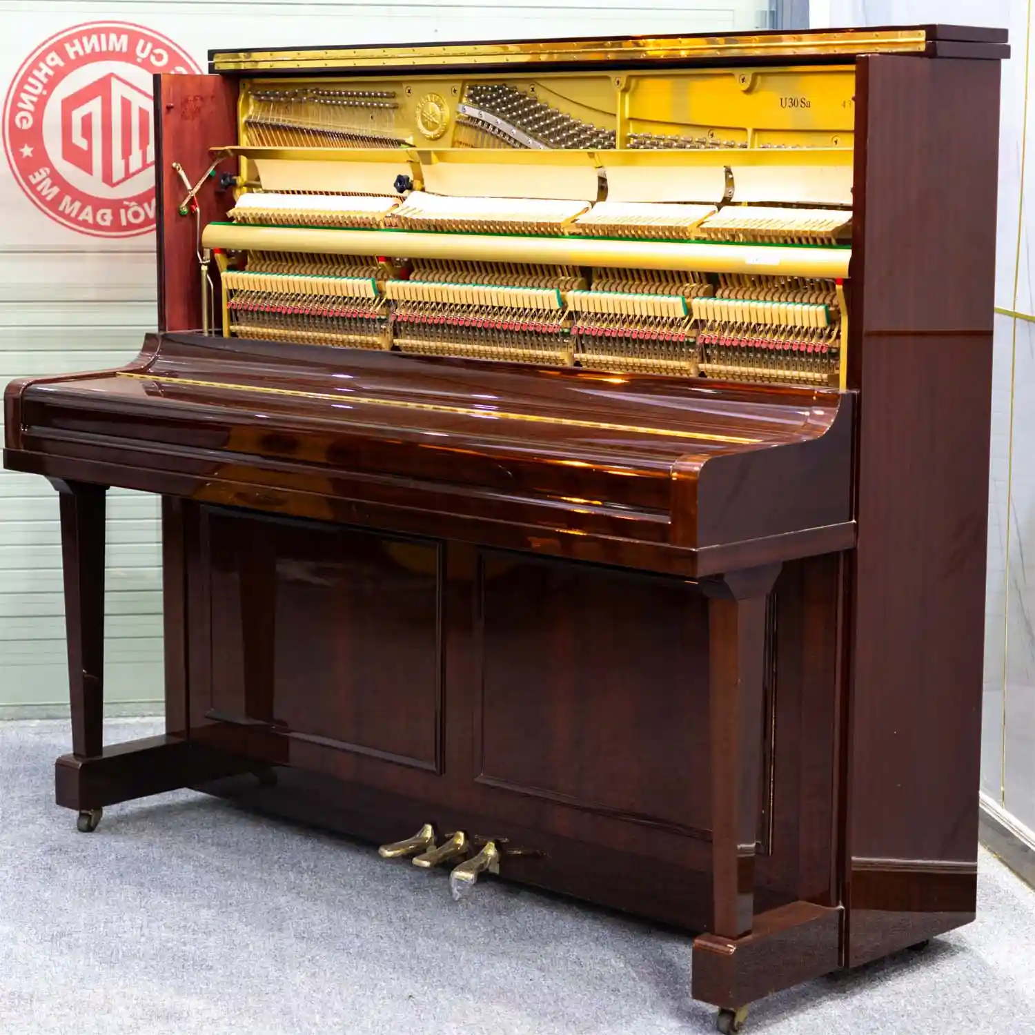 mat-nghieng-may-dan-yamaha-u30sa_minhphungmusic