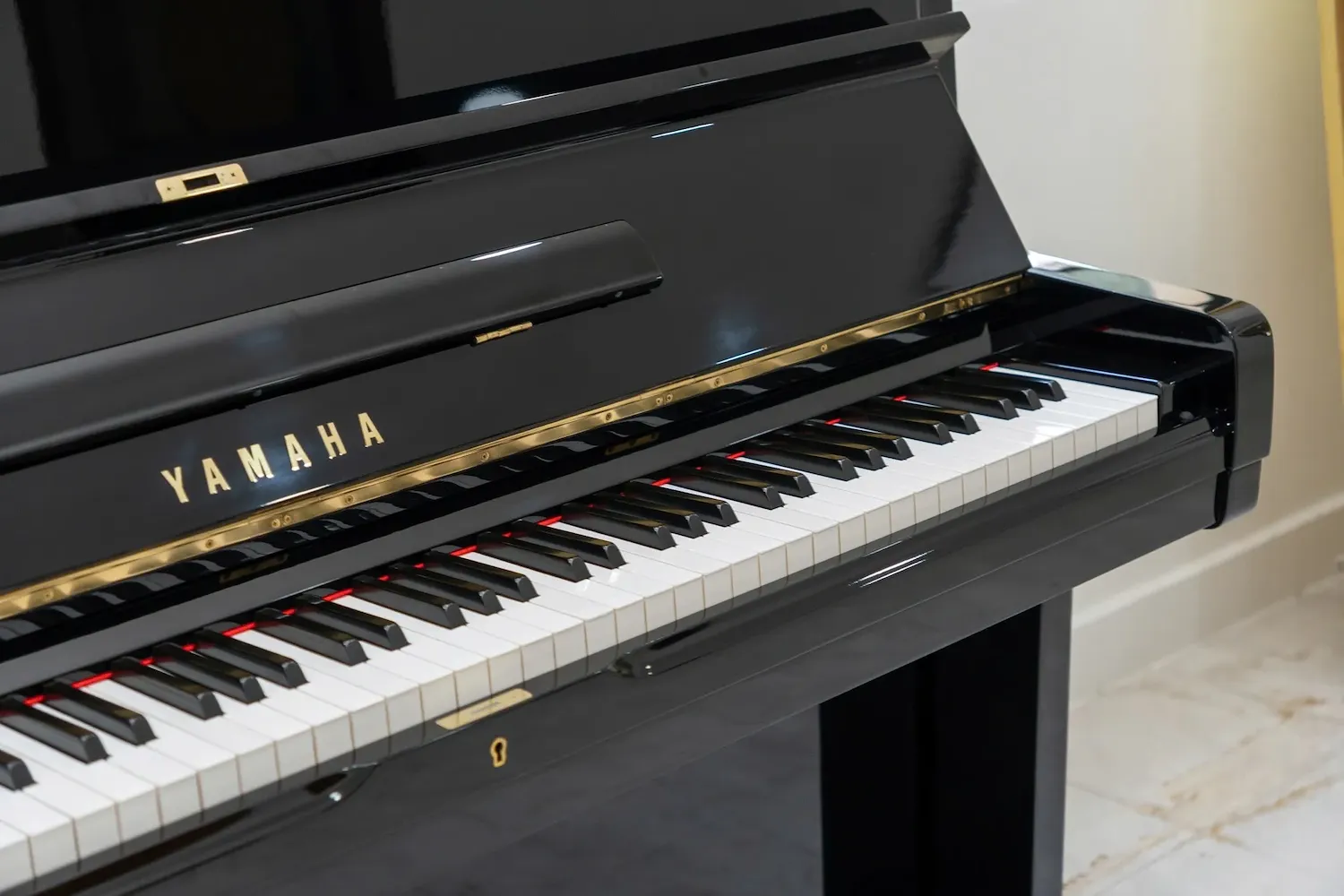 Bàn giao Yamaha U2H và Kurtzman KS1 Plus cho lớp nhạc Pamper Me 4