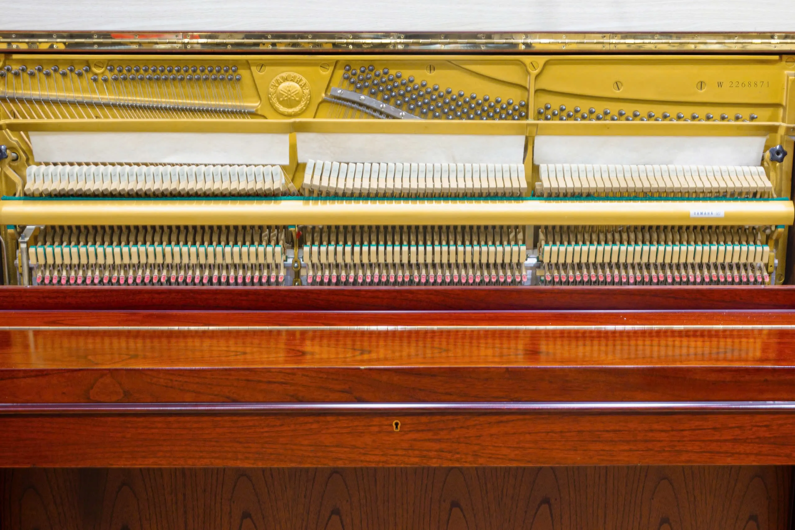 Bàn giao piano cơ Yamaha W104 về Tân Bình - 4
