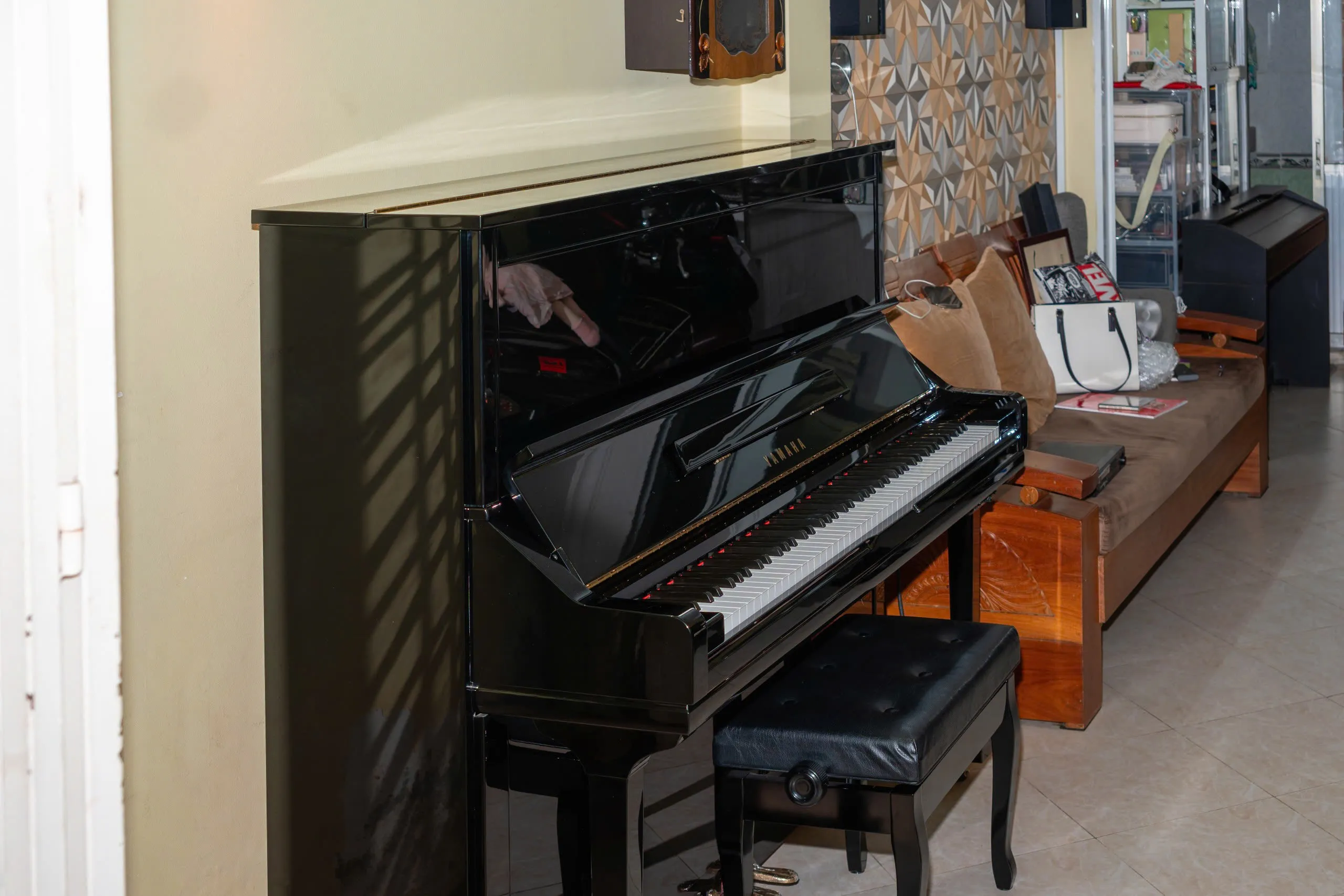 Bàn giao piano cơ Yamaha YU3-SXG về quận 5, TpHCM - 1