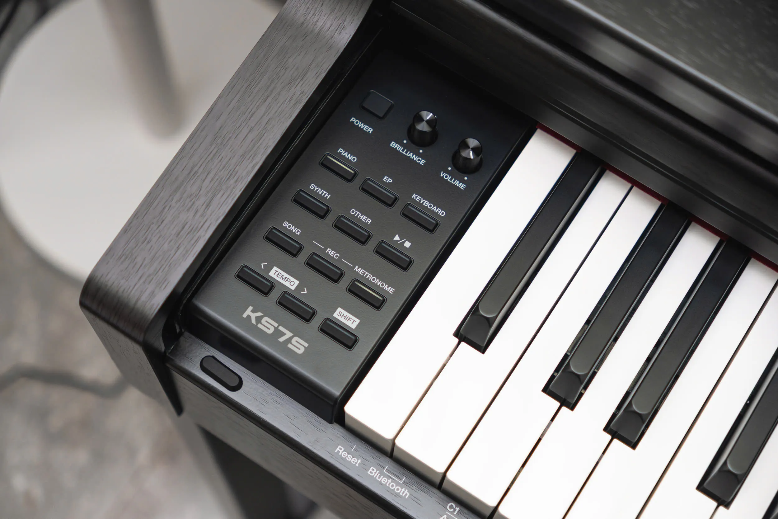 Bàn giao piano điện Kurtzman KS7S về Phú Nhuận - 1