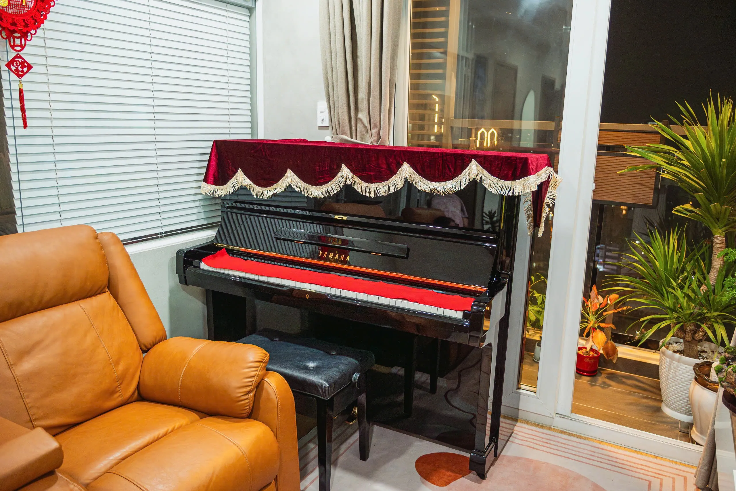 Bàn giao piano cơ Yamaha U2G về Quận 6, TpHCM - 2