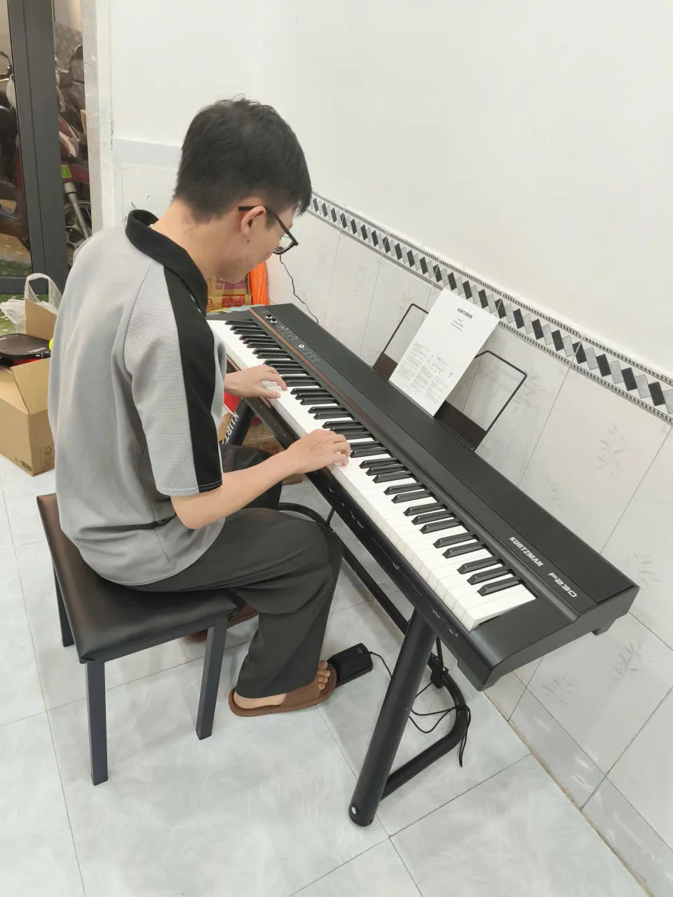 Bàn giao piano điện Kurtzman P230, Kurtzman P215 đến khách hàng toàn quốc - 1