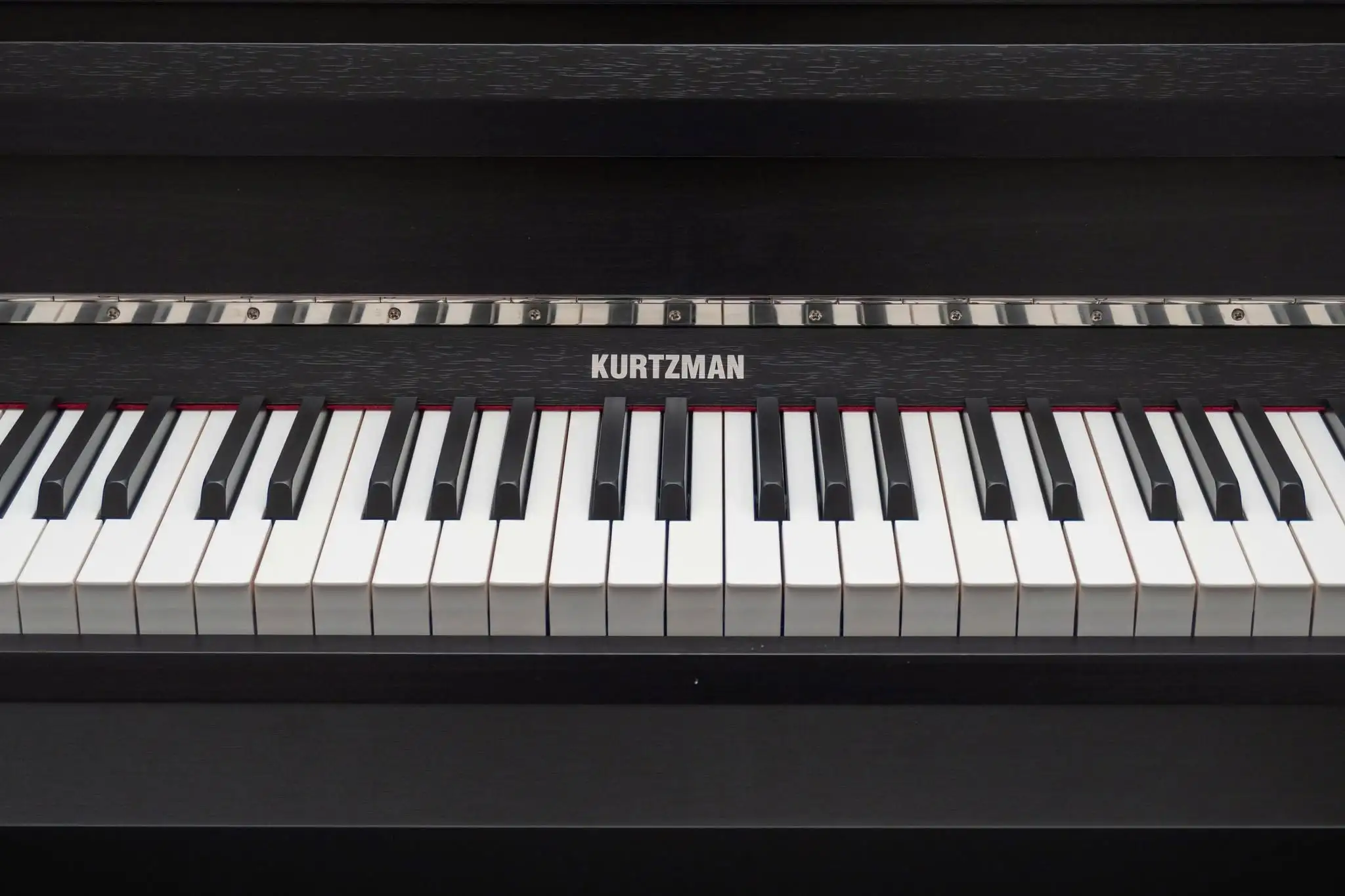 bàn giao piano điện Kurtzman K850 tại Tân Bình